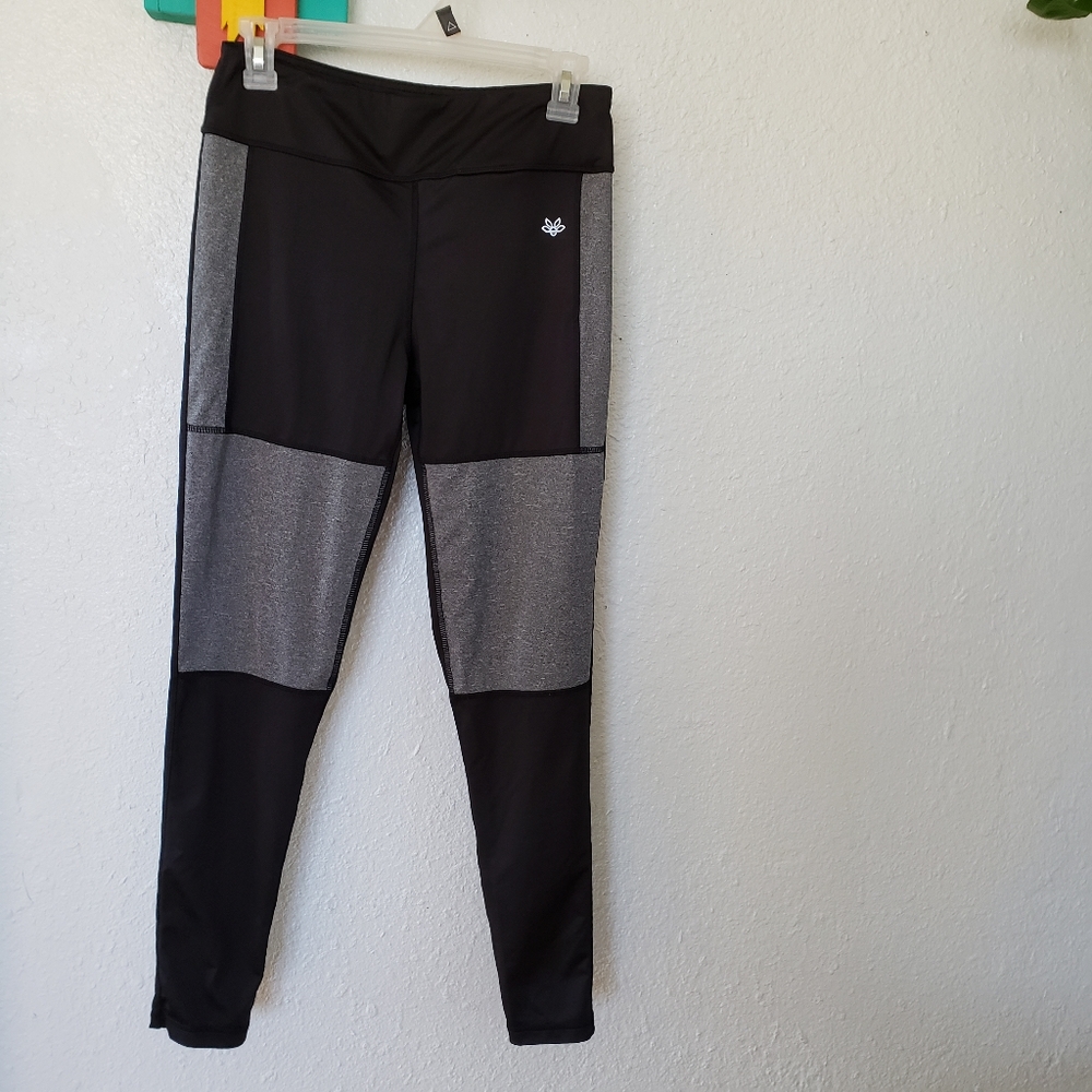 Athletic pants spandex